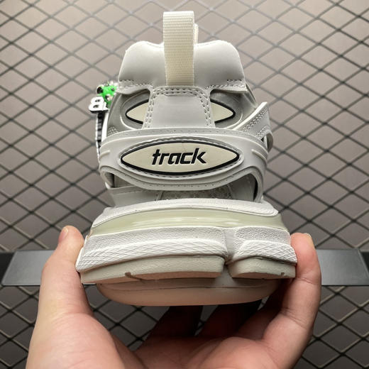 春季特惠💰630 巴黎世家 Track Sneaker 巴黎世家三代 挂饰款 户外概念复古老爹鞋 商品图1