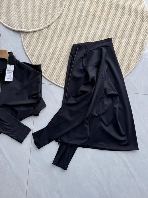 点此购买 迪桑特TRAINING系列男士综训训练针织运动上衣外套 LL 341283 商品图11