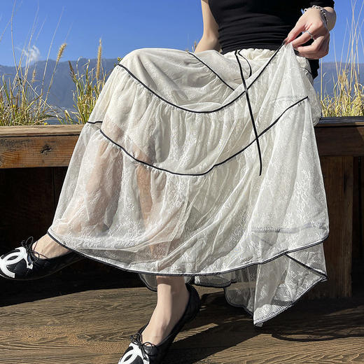 法式浪漫蕾丝边压褶半身裙女春季新款松紧腰遮胯宽松垂感大摆长裙   	 NDK-J3280 商品图3