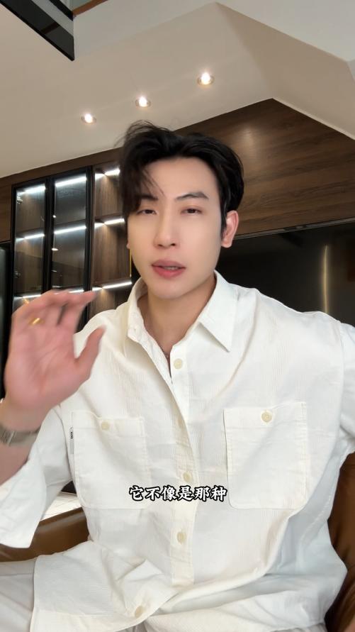 12509SDSA秋冬新款痞帅男装韩版简约纯色竖纹纽扣翻领衬衫时尚宽松衬衣 商品图0