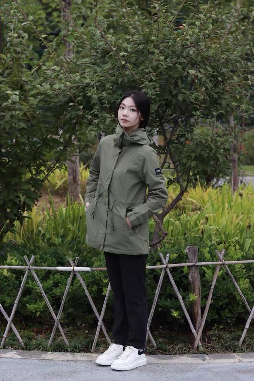 点此购买 艾高春秋季女士防水户外外套 zc 341245 商品图9