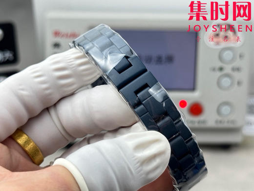 YYDS香奈儿 J12陶瓷系列 蓝陶瓷 33mm透底机械 女士腕表 商品图8