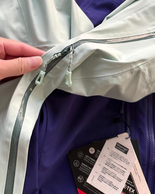 点此购买 凯乐石春秋季男女款运动户外全天候硬壳专业防水防风透气登山冲锋衣外套 hbj 341404 商品图13