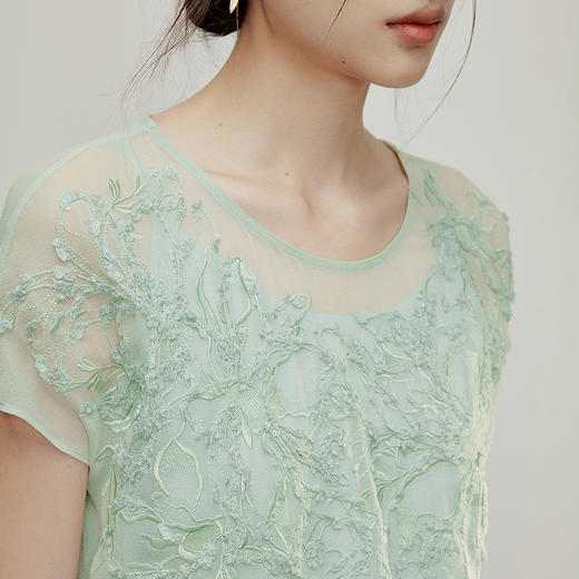 【林栖设计小店】拥花入怀|百搭多色优雅盘绳绣2026夏新款真丝衫两件套1962153 商品图10