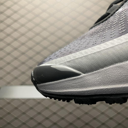 春季特惠💰350 NK Air Max Dn 气垫跑鞋 全新鞋款在同侧采用了圆柱仓式的设计 商品图5