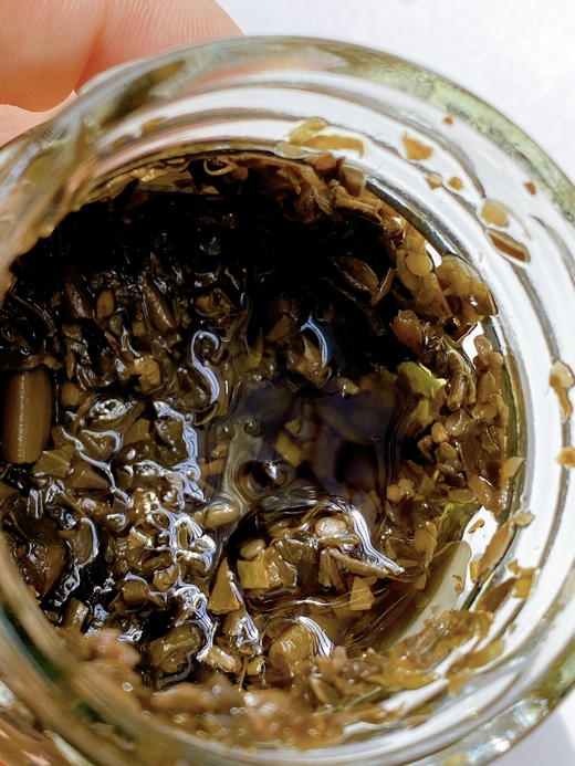 🍱干饭搭子【原味香椿酱】，只需19.9💰4瓶带回家❗️头茬香椿嫩芽制作🌱拌饭拌面夹馍，巨巨巨香❗️ 🌿 春意盎然，你是否也想让餐桌上的每一口都充满春天的味道❗️ 商品图3