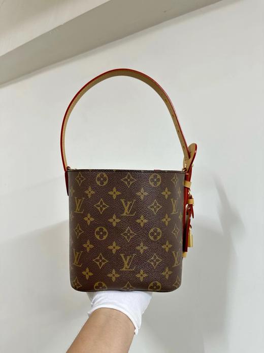 F030633韩系小众设计水桶包all in bb磁扣吸合手提包 商品图7