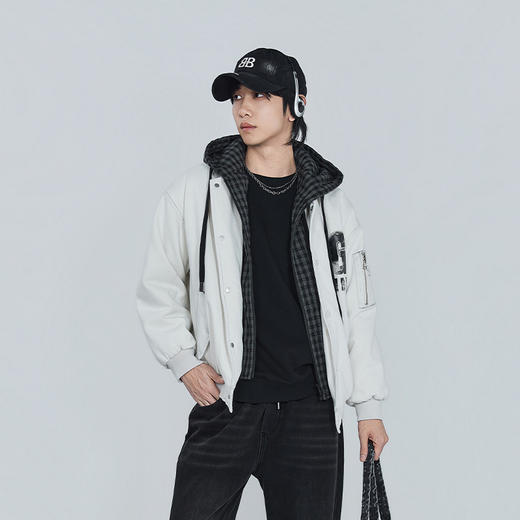 【新品上新】HX 冬季带帽茄克衫C105540038101 商品图4