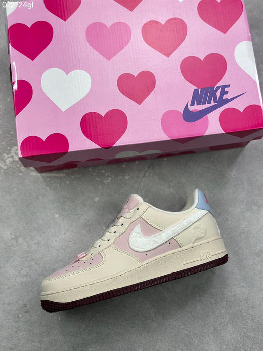 春季特惠💰430 温柔甜酷风 # Nike Air Force 1 Low 粉雾撞色款空军一号低帮 商品图2