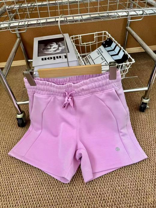 F030667夏季吸湿排汗健身跑步运动短裤女休闲通勤松紧腰宽松瑜伽裤 商品图12