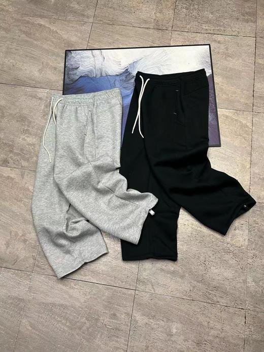 F030692春款超柔空气层面料两色情侣弯刀裤长裤 商品图2