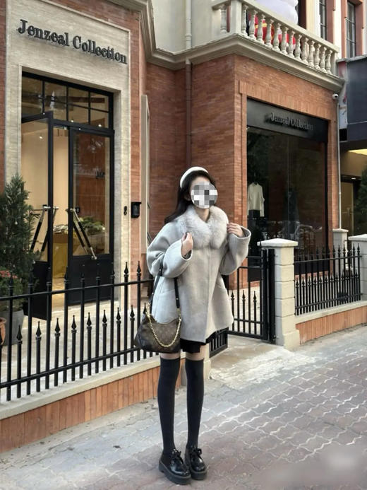 LV boulogne 老花拼皮 黑色 牛角包 商品图3