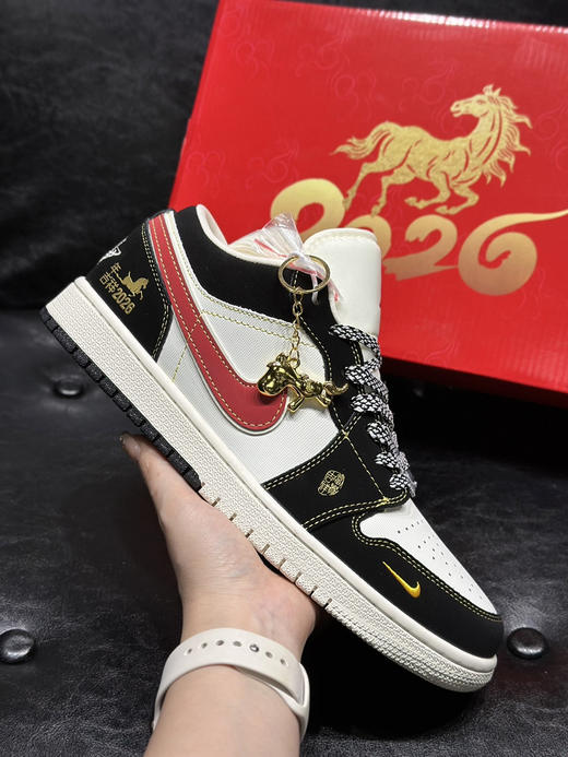 春季特惠💰430 Air Jordan 1 low 马年限定 乔一低帮板鞋 公司品质出货 商品图3