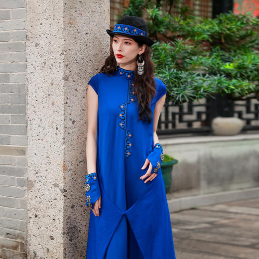 【杨丽萍老师同款】长风济月民族风绣花连衣裙 | 现货加急发  商品图2