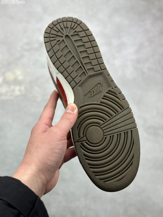 春季特惠💰400 2026新款定制限量发售❗️Nk SB Dunk Low "马年联名限定-米白酒红" 搭配同款骏马挂饰 商品图8