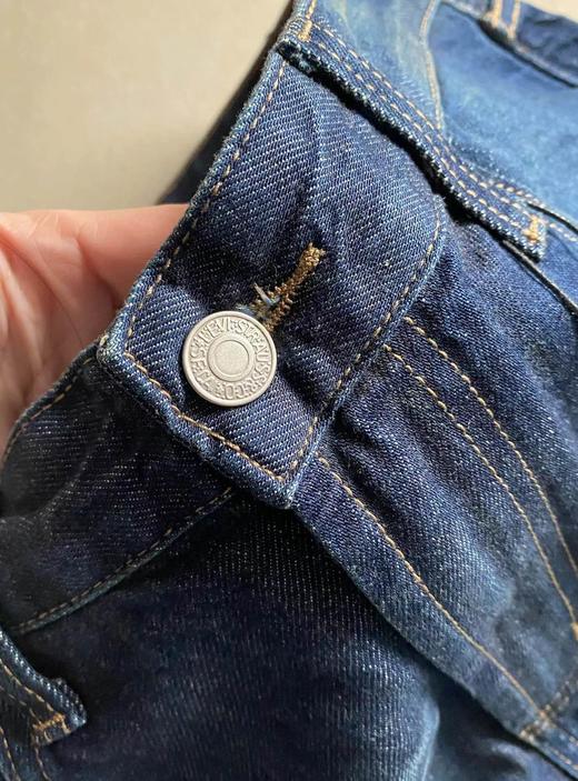 F030619男士基础款水洗做旧小直筒休闲牛仔裤 商品图5