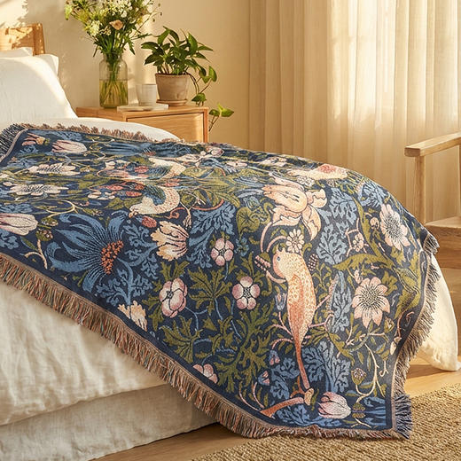 V&A博物馆 工艺美术大师系列草莓小偷提花线毯盖毯 茛苕提花线毯盖毯 商品图2