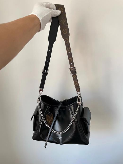 F030635黑色机车包大容量腋下单肩carryall黑武士包 商品图0