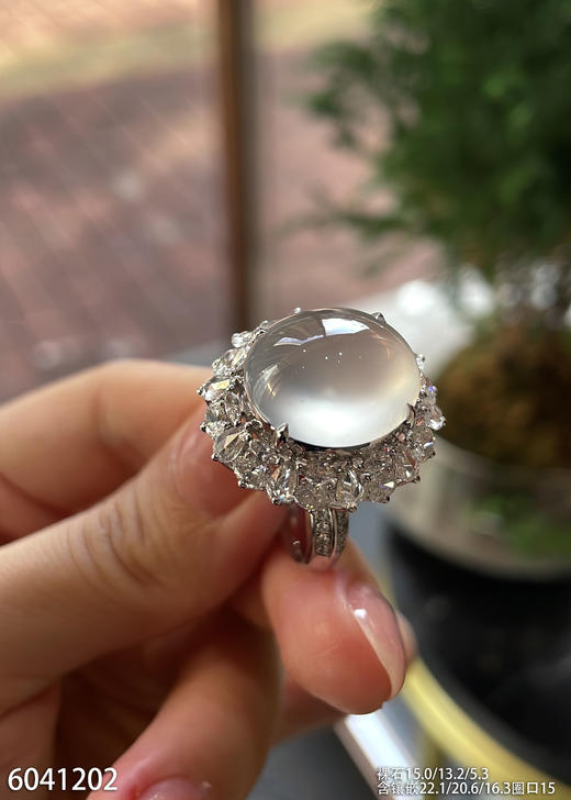 6041202，蛋面戒指。具体价格微信咨询 商品图1