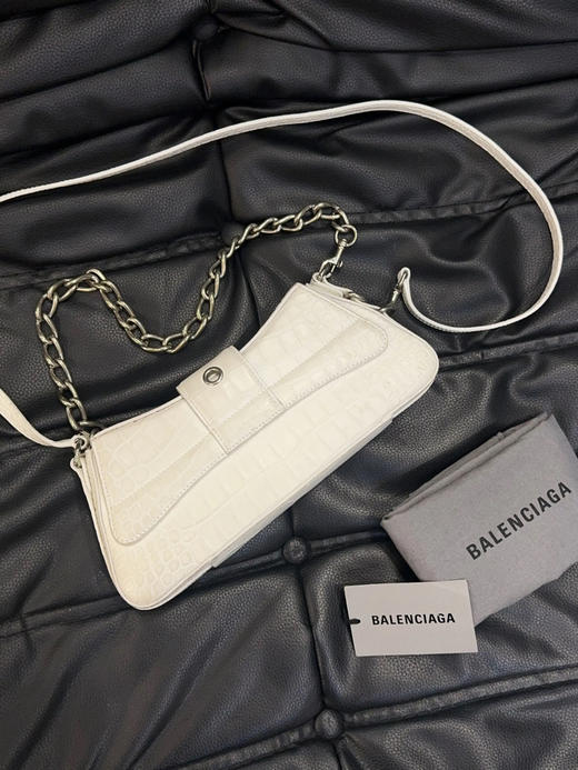 巴黎世家  lindy say 白色 小号 鳄鱼压纹 牛皮 斜挎包 商品图1