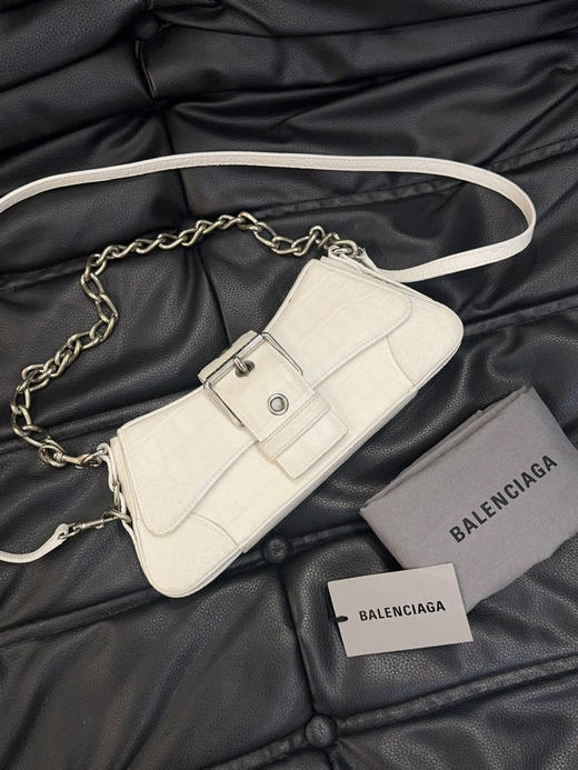 巴黎世家  lindy say 白色 小号 鳄鱼压纹 牛皮 斜挎包 商品图0