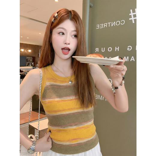 <曾小咸推荐>韩系黄拼咖挂脖无袖针织背心 商品图0