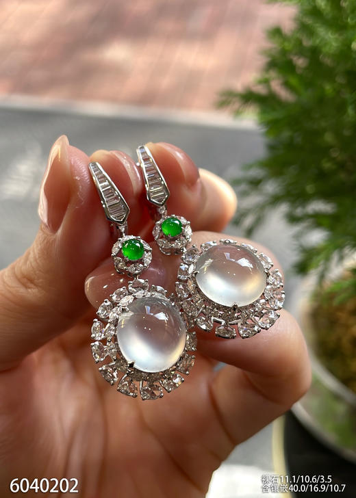 6040202，蛋面耳坠。具体价格微信咨询 商品图2