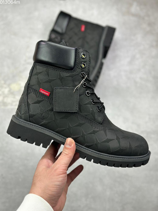 春季特惠💰500 Timberland 添柏岚/天伯伦 大黄靴 PREMIUM 系列 6Inch 典满印 logo 户外靴 简约舒适 中筒 马丁靴 男款 商品图3