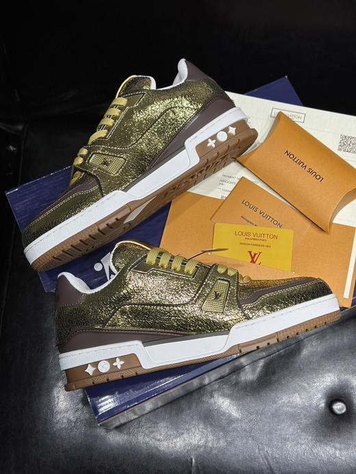 春季特惠💰650 公司级 LV 路易威登 trainer 走秀新款经典走秀新款 商品图1