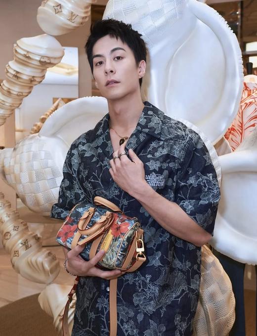 驴家25ss花卉刺绣字母logo牛仔短袖（DY） 商品图13