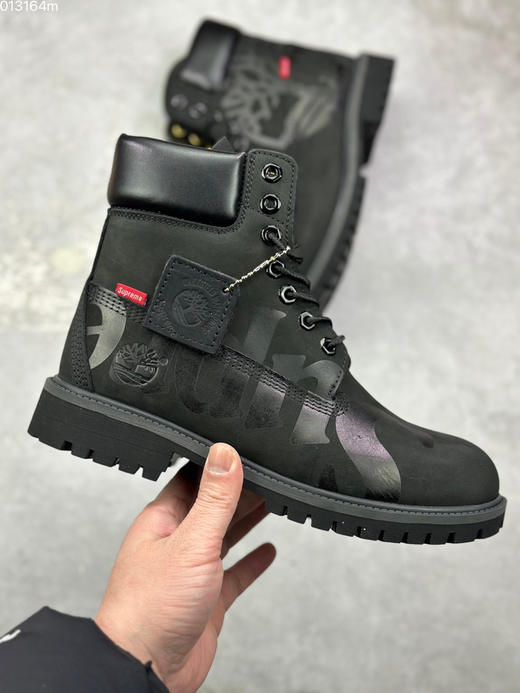 春季特惠💰500 Timberland 添柏岚/天伯伦 大黄靴 PREMIUM 系列 6Inch 典满印 logo 户外靴 简约舒适 中筒 马丁靴 男款 商品图3