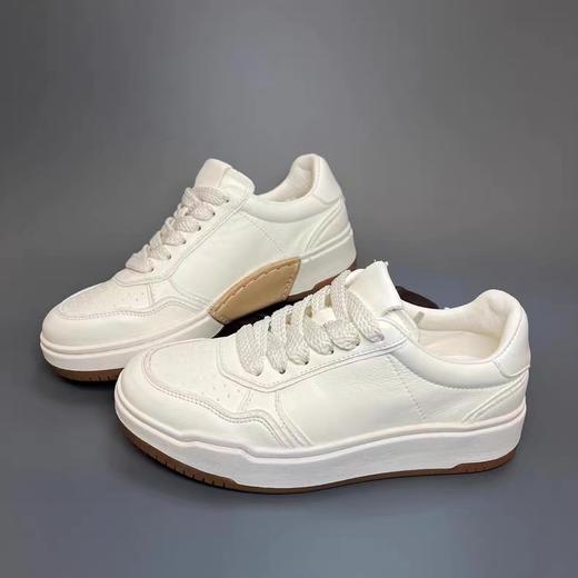 F0306133水洗头层牛皮系带百搭松弛感隐形增高板鞋复古腔调耐磨防滑厚底小白鞋 商品图1