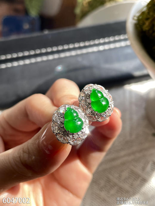 6047002，葫芦耳钉。具体价格微信咨询 商品图5