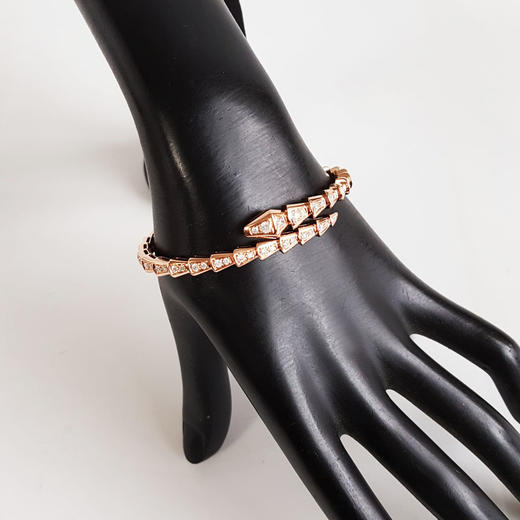 【天然正品】AU750玫瑰金简约时尚高定定制款灵蛇造型群镶钻石手镯 M号 280226HSD48 商品图6