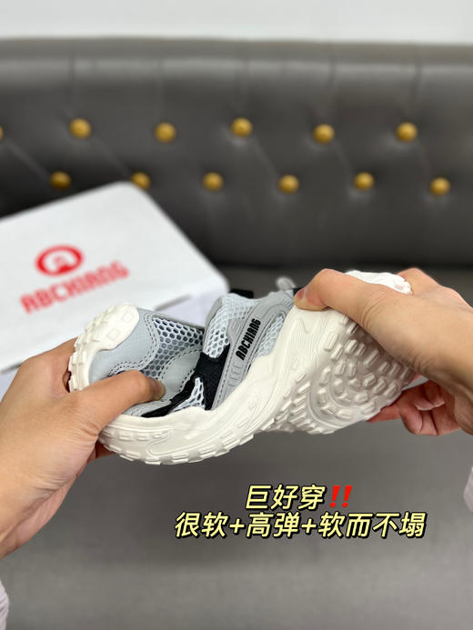 【ABC KIDS运动鞋】品牌直发~万达撤柜清仓透气鞋面，穿着舒爽不捂脚、不闷汗！采用人体力学设计，很好穿~ 商品图2
