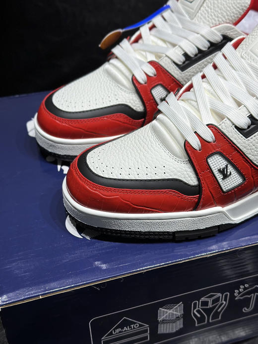 春季特惠💰650 公司级 LV 路易威登 trainer 走秀新款经典走秀新款 商品图5