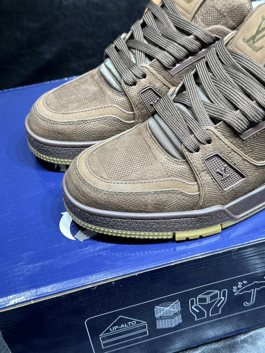 春季特惠💰650 公司级 LV 路易威登 trainer 走秀新款经典走秀新款 商品图6