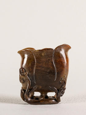 清	寿山石雕灵芝兰花杯摆件