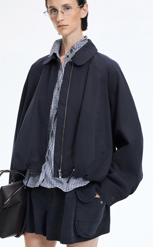 巴恩风工装夹克 黄金比例分割腰线 截短衣长很适合叠穿有层次感 下摆收紧 经典翻领 全棉材质透气不闷汗 商品图0