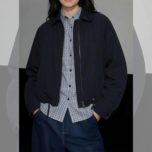 巴恩风工装夹克 黄金比例分割腰线 截短衣长很适合叠穿有层次感 下摆收紧 经典翻领 全棉材质透气不闷汗 商品图4