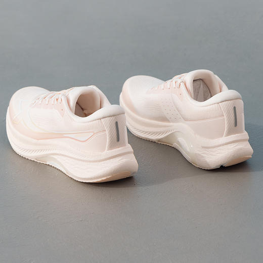 特步 两千公里3.0 plus系列 女款 跑步鞋 商品图5