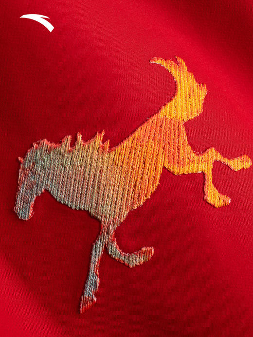 安踏×徐悲鸿联名冲锋衣男款2026新款硬壳户外红色外套152617628 商品图3