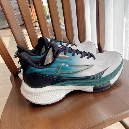 直发 超级稀缺，飞鸟家的男士运动鞋，碳板超轻跑鞋 商品图1