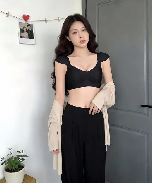 超模直角肩垫肩粉底液隐形内衣 一秒get直角肩+圆圆胸型 商品图7