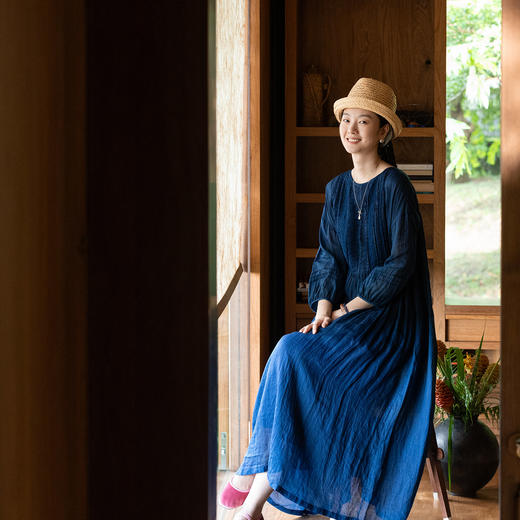 艺术家联名款 牧衣游靛蓝染苎麻连衣裙 福利款 杏苡不支持会员折 商品图0