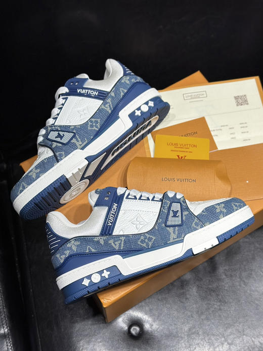 春季特惠💰570 公司级 # LV路易威登 trainer 走秀新款经典走秀新款 商品图1