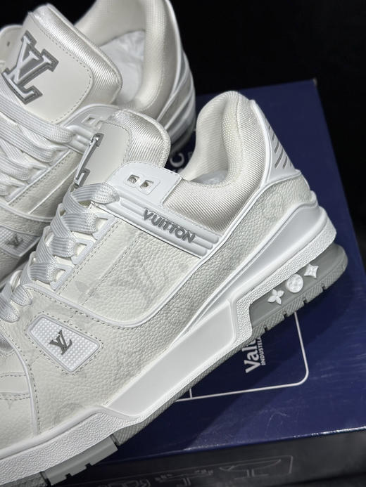 春季特惠💰650 公司级 LV 路易威登 trainer 走秀新款经典走秀新款 商品图8