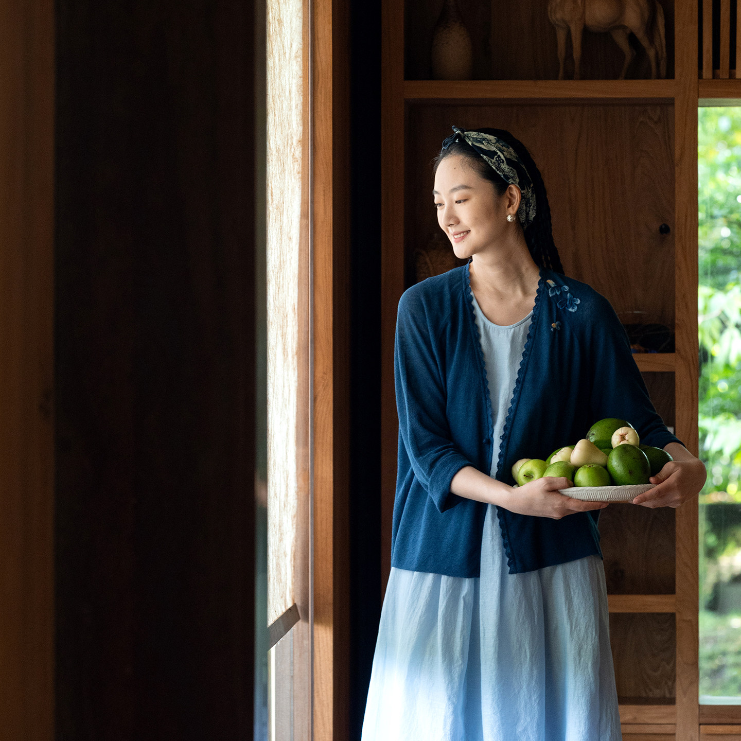 牧衣游原创 手工刺绣棉麻混纺薄毛织外套新款休闲百搭开衫 几春