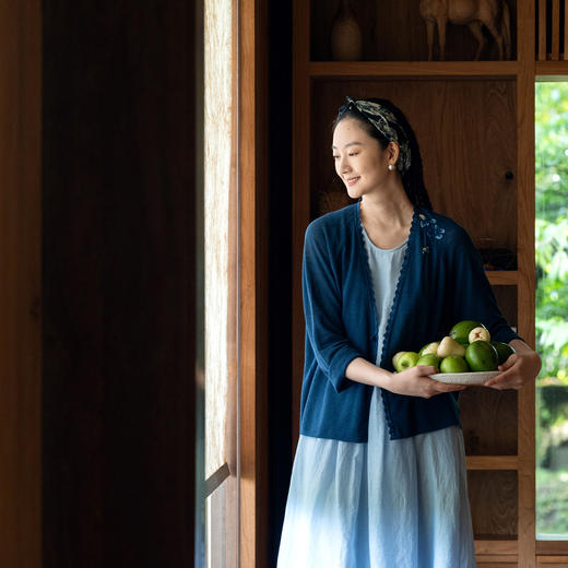 牧衣游原创 手工刺绣棉麻混纺薄毛织外套新款休闲百搭开衫 几春 商品图0