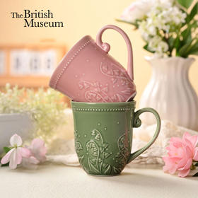 大英博物馆 博物志系列 铃兰花开浮雕马克杯 粉雾花园 绿野仙踪